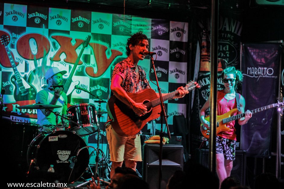 Caloncho en Roxy Rock House