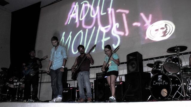 Henry Miller presenta: Noche Puerca