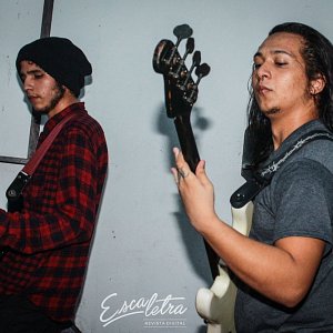 joliette-cut-the-misery2