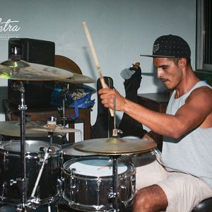 joliette-cut-the-misery3
